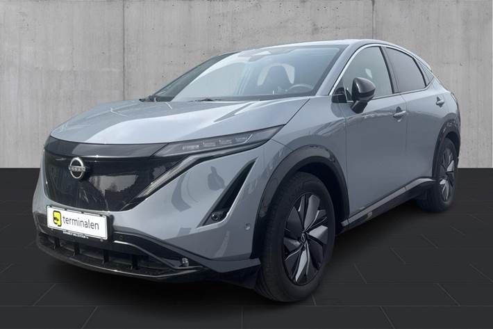 Grå Nissan Ariya fra 2022