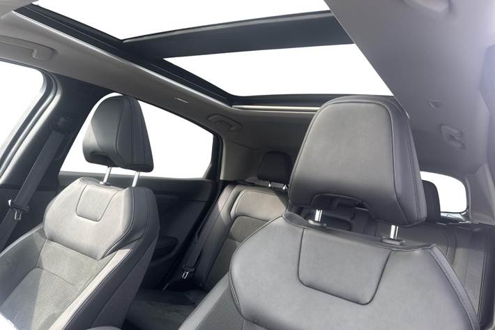Grå Nissan Ariya fra 2022
