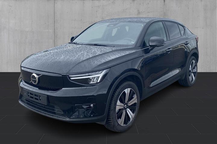 Sort Volvo C40 fra 2023 set udefra