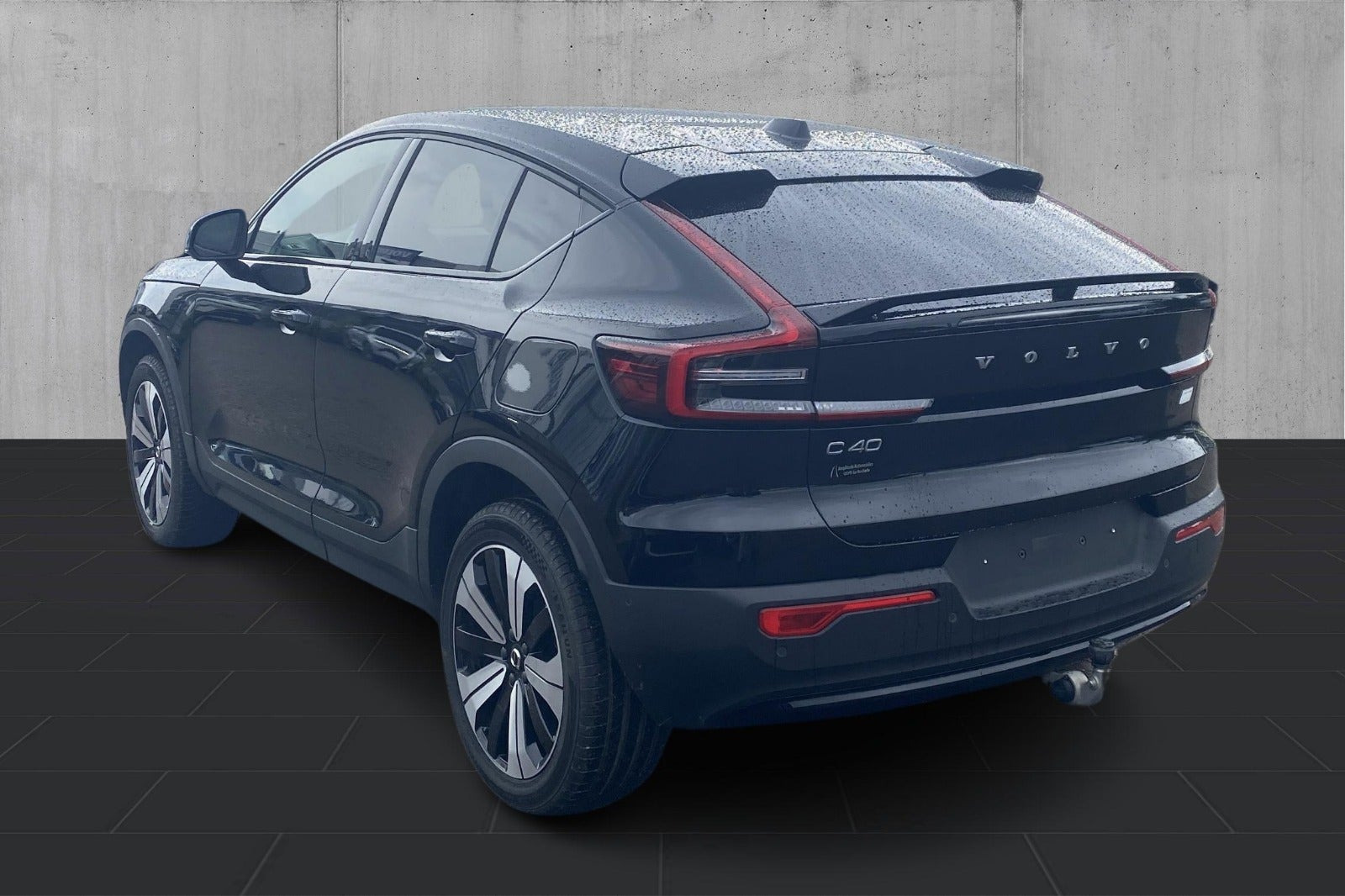 Sort Volvo C40 fra 2023