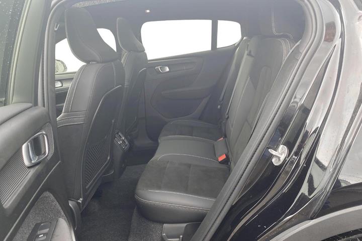 Sort Volvo C40 fra 2023