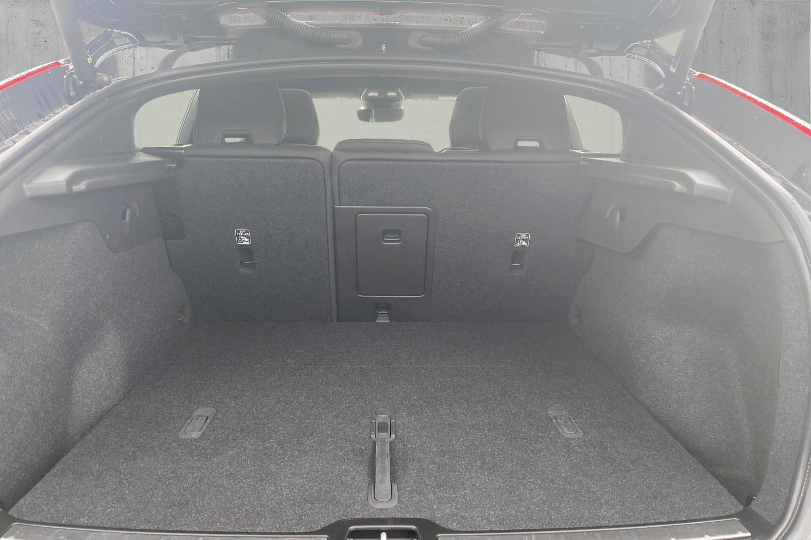 Sort Volvo C40 fra 2023