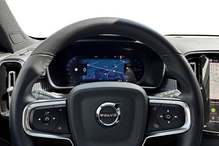 Sort Volvo XC40 fra 2022