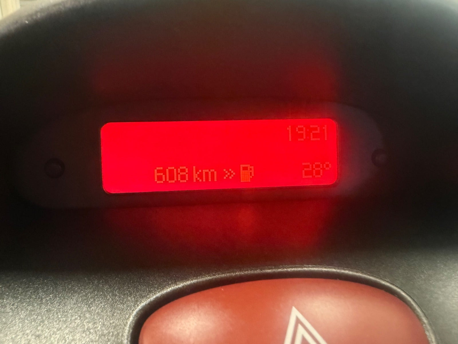 Sort Peugeot 206 fra 2003