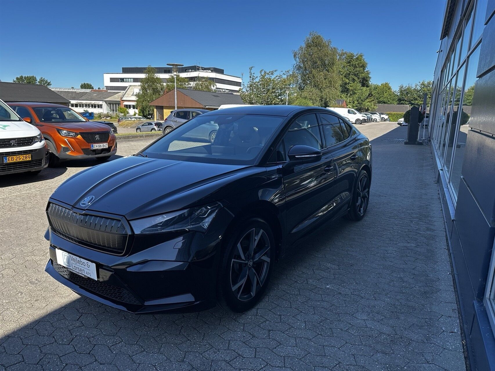 Sort Skoda Enyaq fra 2023
