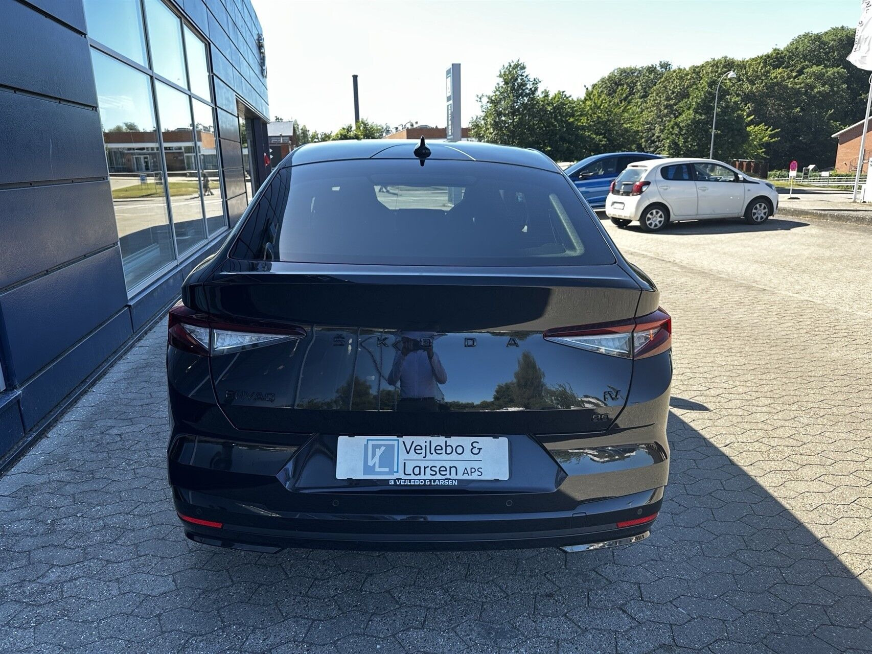 Sort Skoda Enyaq fra 2023