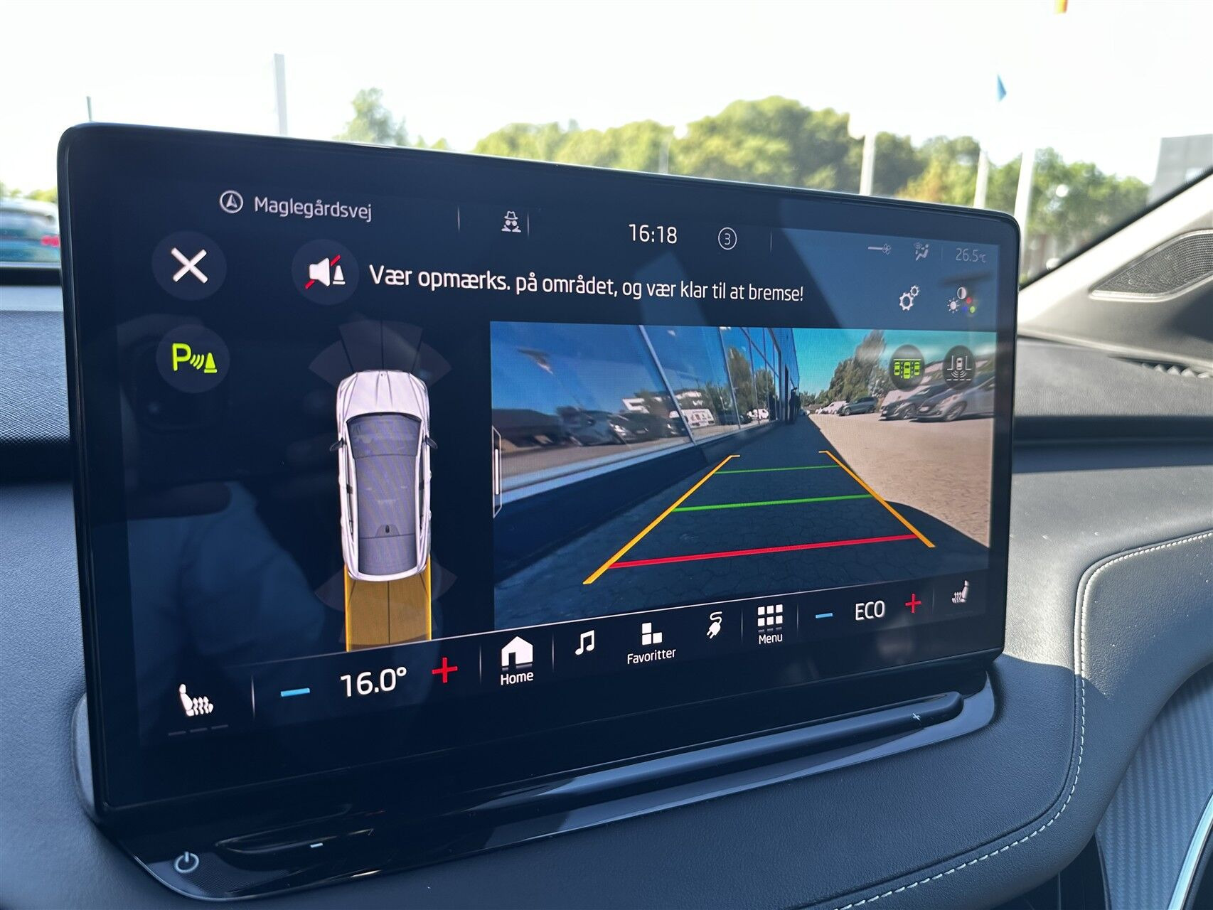 Sort Skoda Enyaq fra 2023