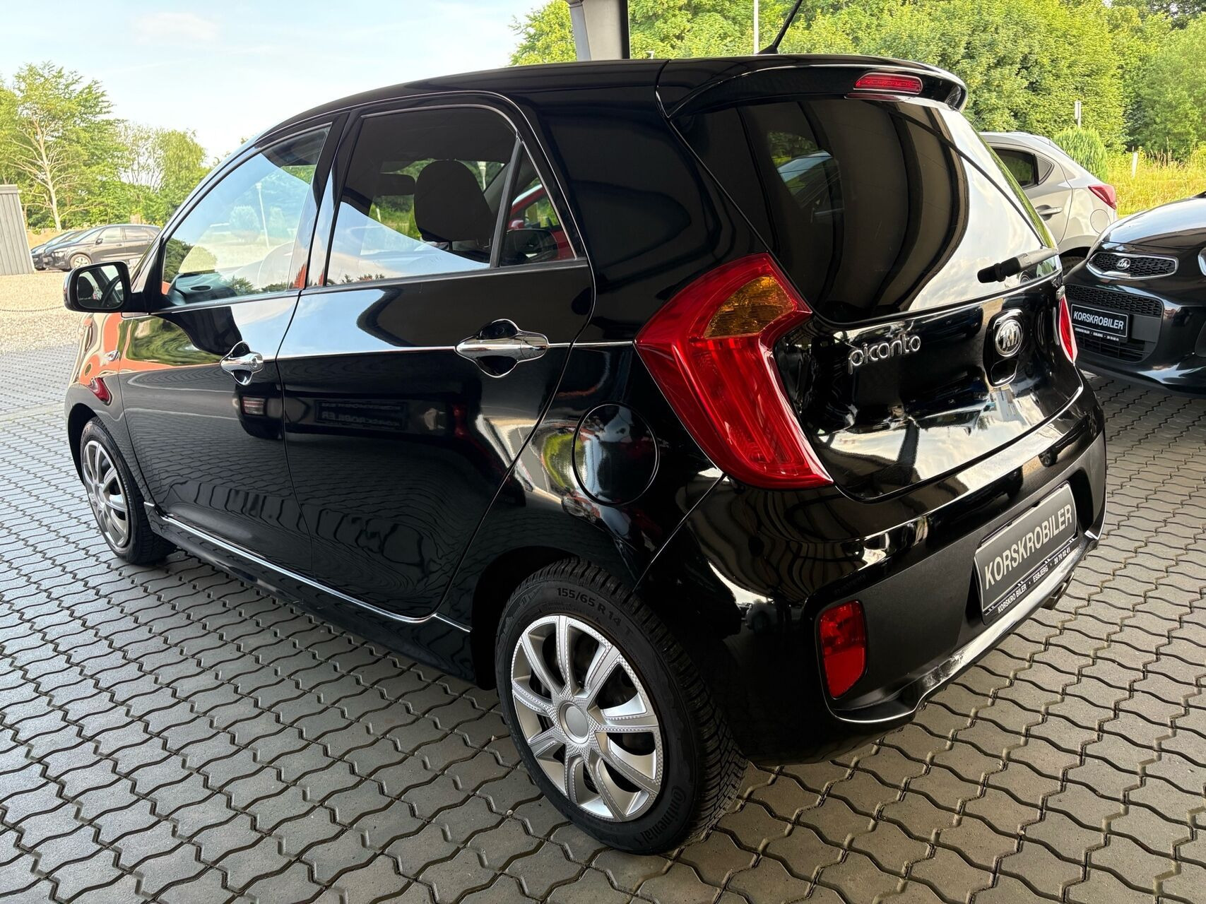 Sort Kia Picanto fra 2014