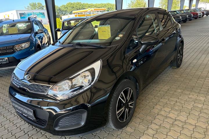 Sort Kia Rio fra 2014