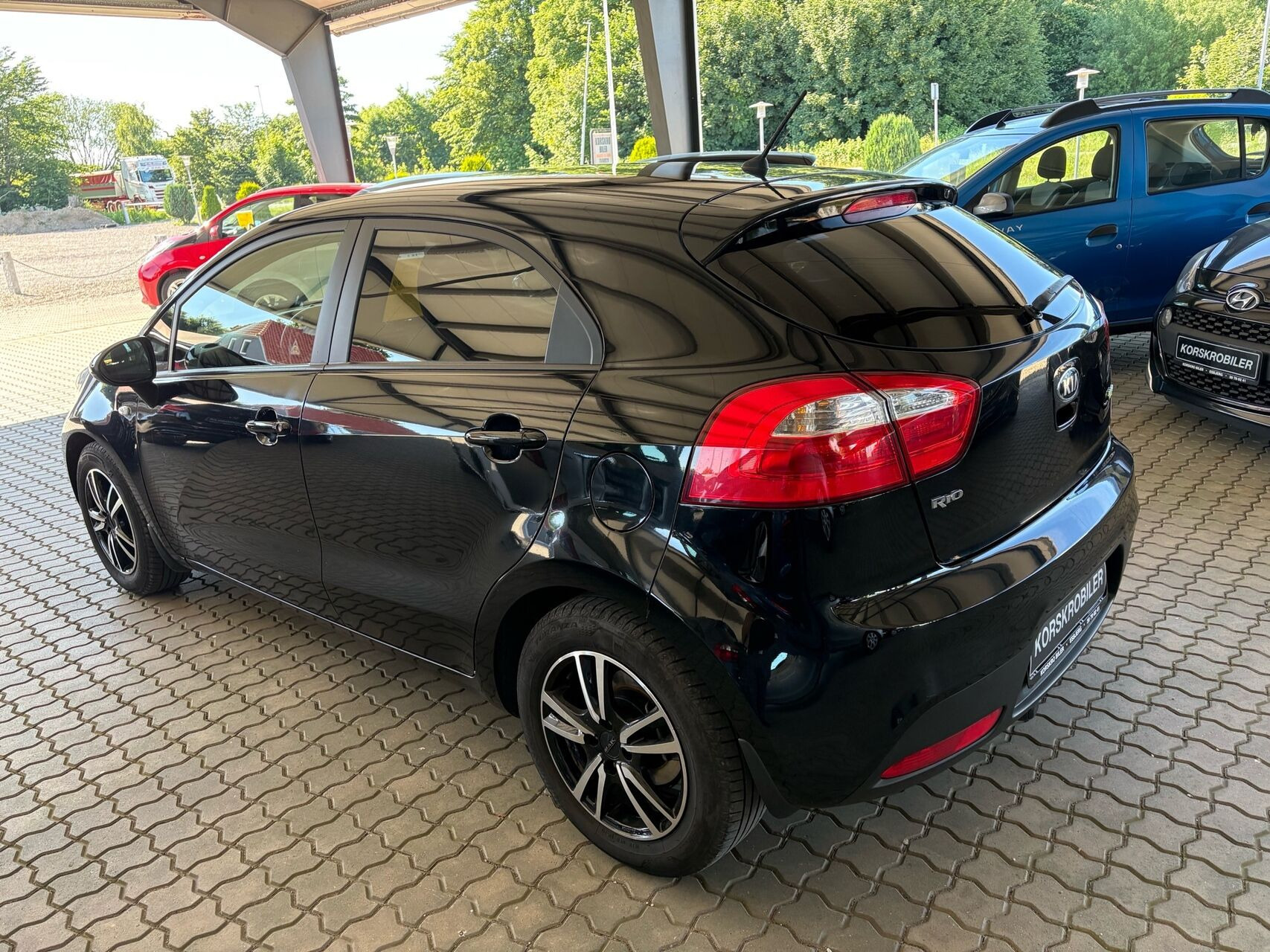Sort Kia Rio fra 2014