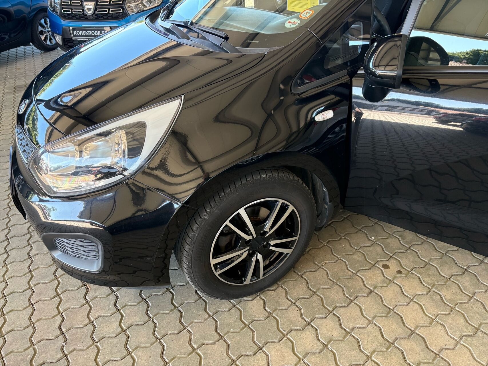 Sort Kia Rio fra 2014