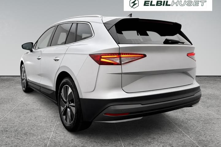 Grå Skoda Enyaq fra 2024
