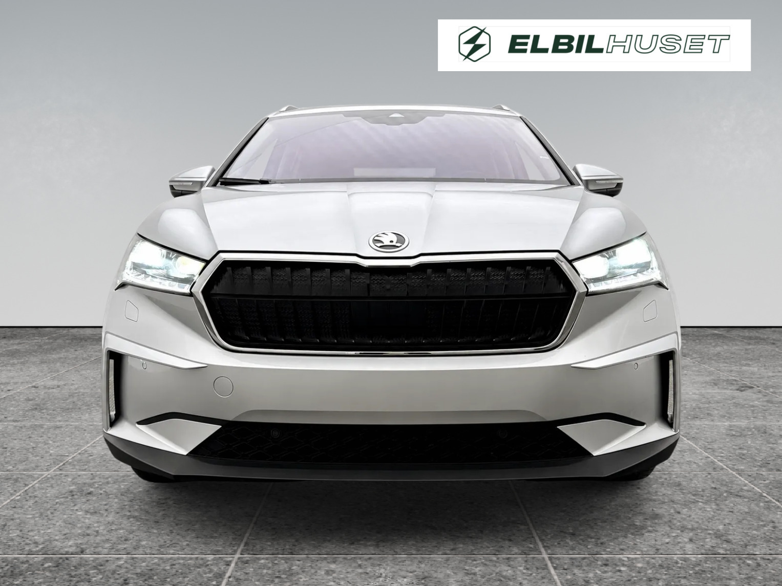 Grå Skoda Enyaq fra 2024
