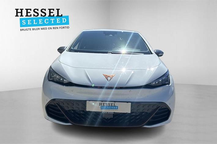 Hvid Cupra Born fra 2023