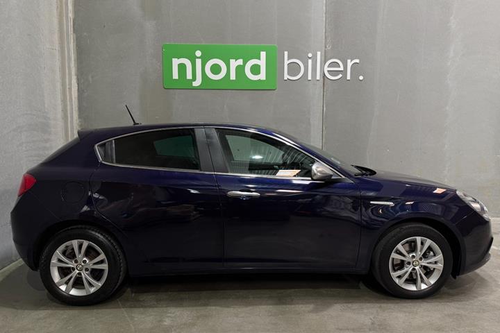 undefined Alfa Romeo Giulietta fra 2012