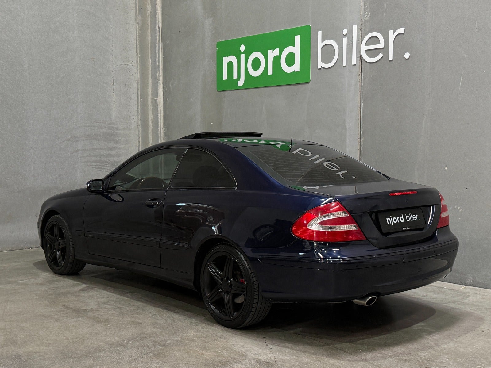 undefined Mercedes CLK240 fra 2003 set udefra
