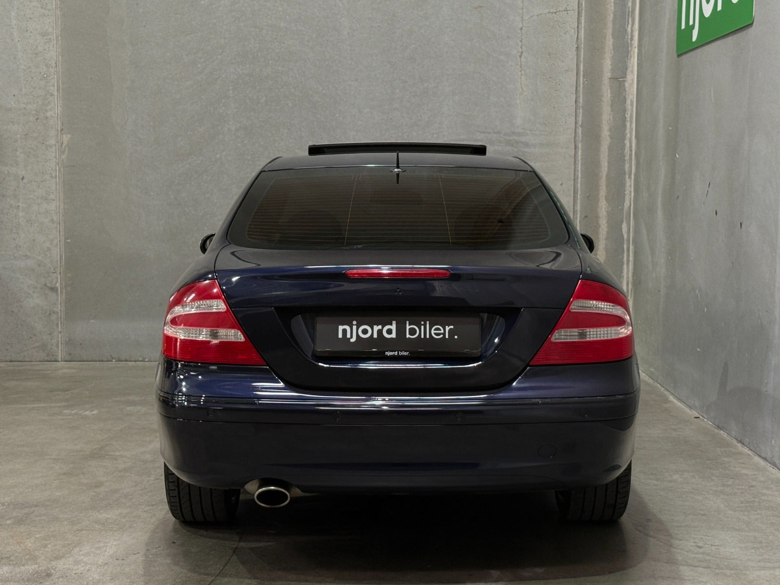 undefined Mercedes CLK240 fra 2003 set udefra