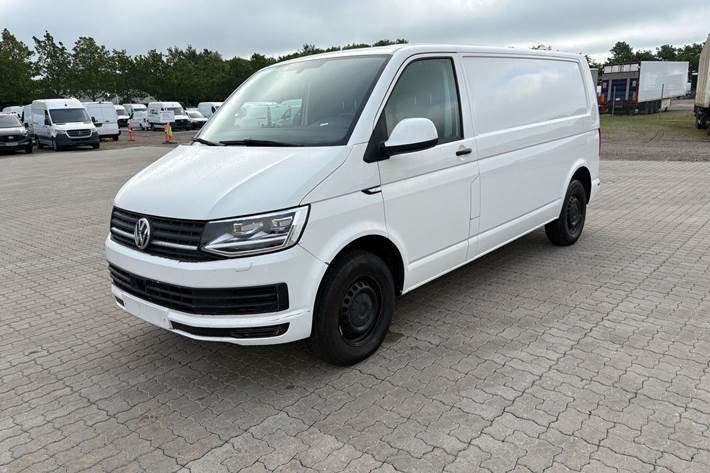 Hvid VW Transporter fra 2018