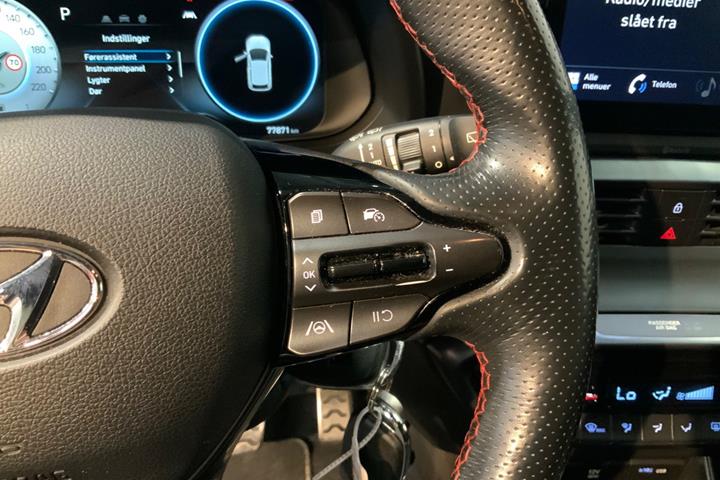 Hvid Hyundai i20 fra 2022