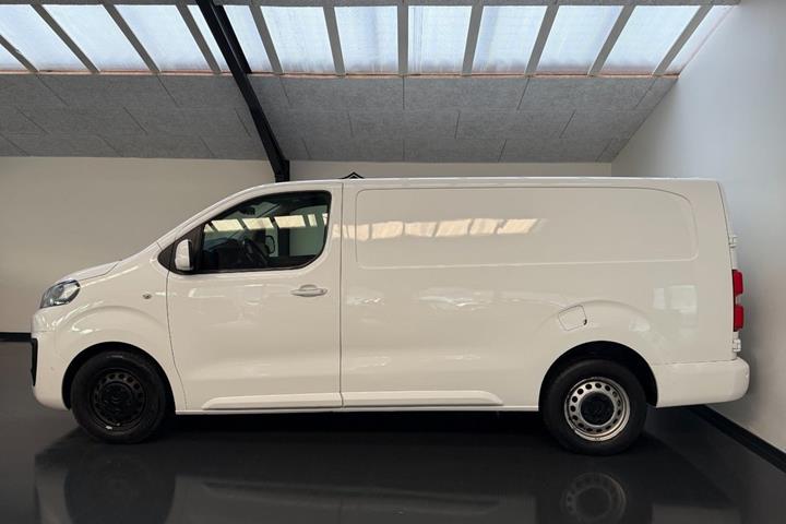 Hvid Citroën Jumpy fra 2020