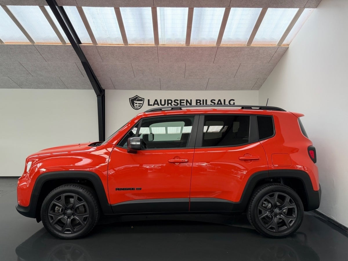 Orange Jeep Renegade fra 2021