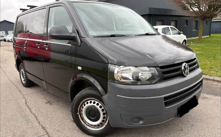 VW Transporter 2,0 TDi 140 Kassevogn kort