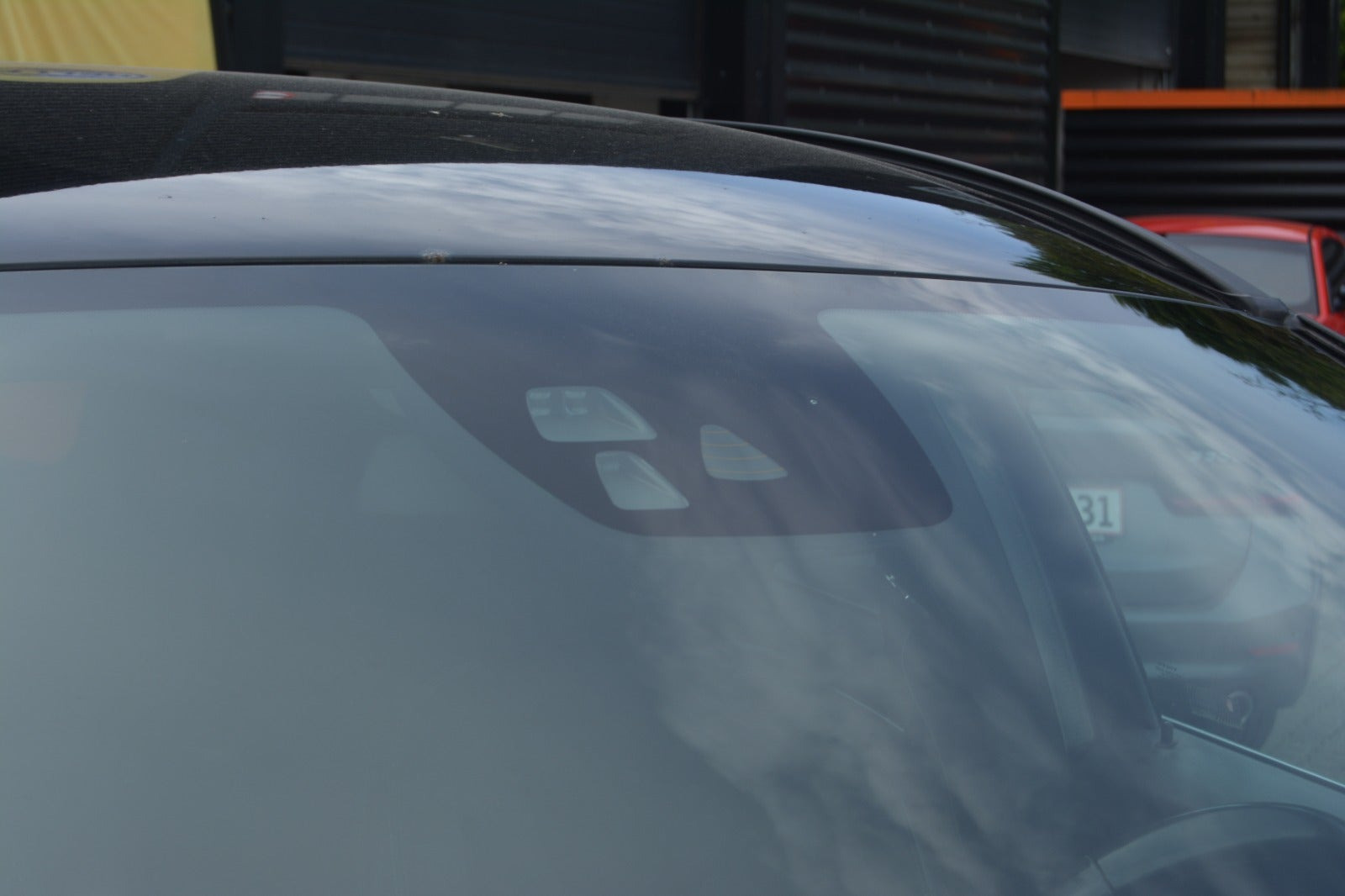 Sort Volvo XC60 fra 2016