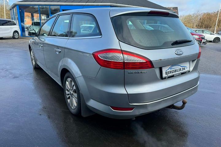 undefined Ford Mondeo fra 2008