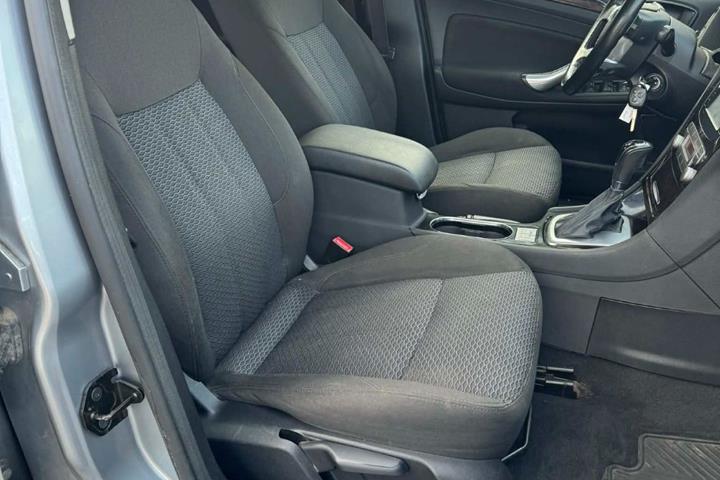 undefined Ford Mondeo fra 2008