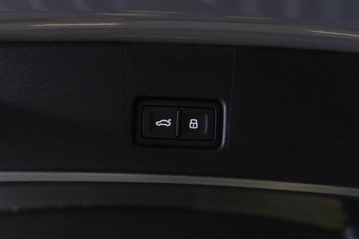 Grå Audi Q4 e-tron fra 2026