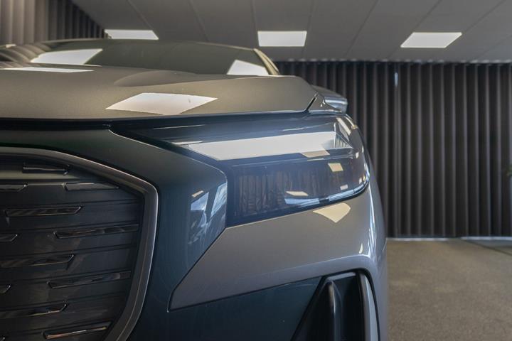 Grå Audi Q4 e-tron fra 2026