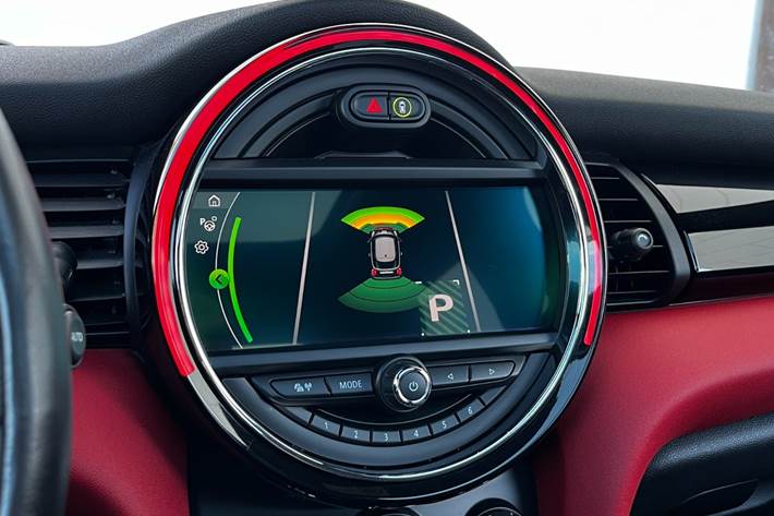 Grå Mini Cooper S fra 2019