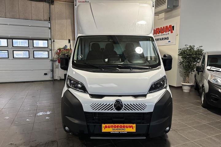 Hvid Citroën Jumper 35H fra 2026