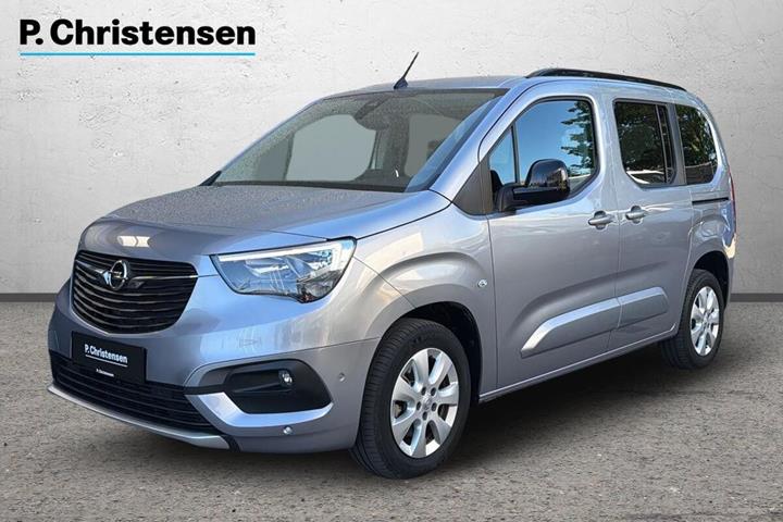 Grå Opel Combo-e Life fra 2024 set udefra