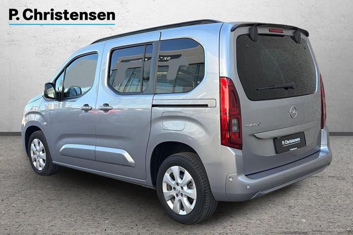 Grå Opel Combo-e Life fra 2024