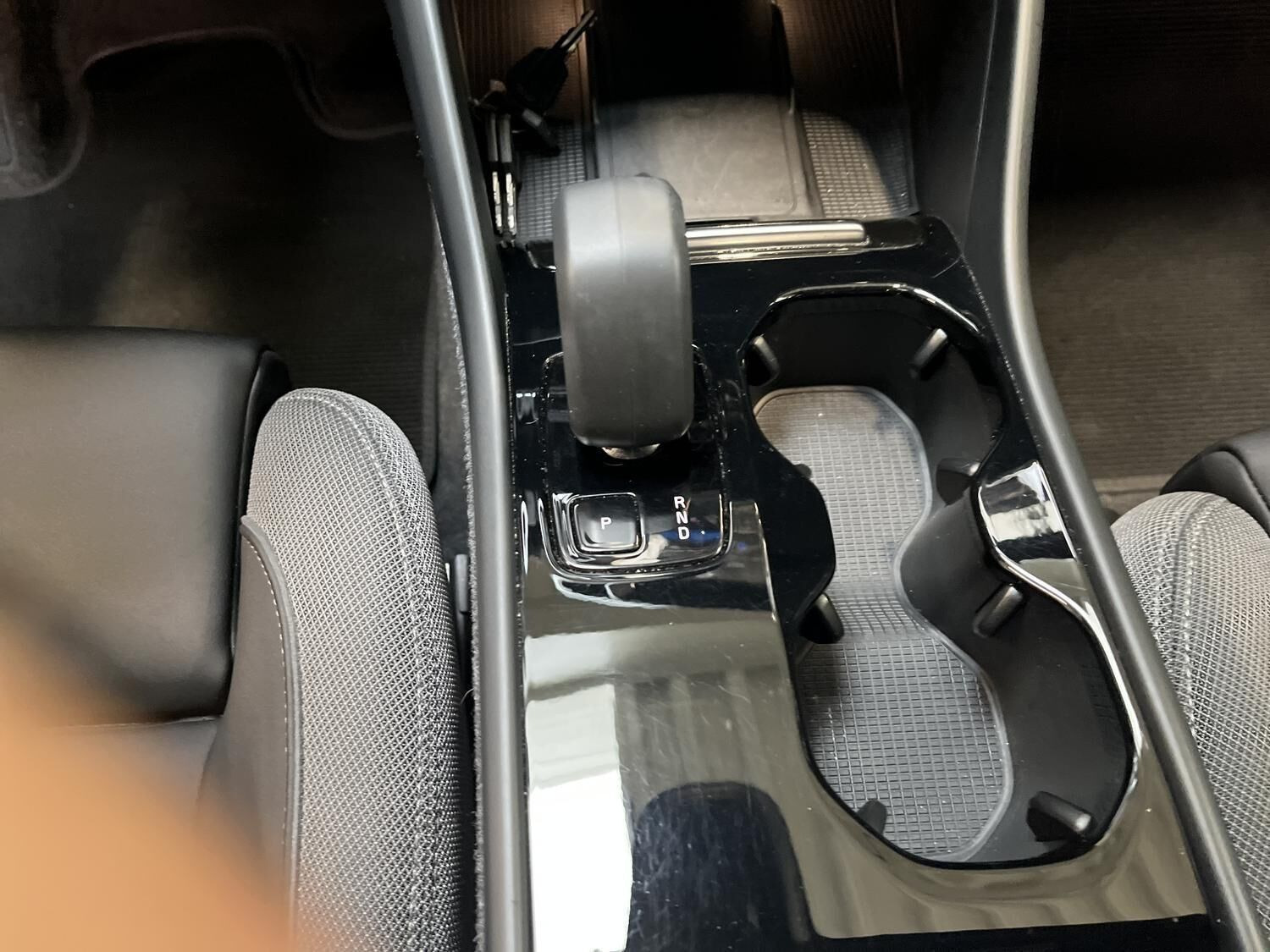 Blå Volvo C40 fra 2024