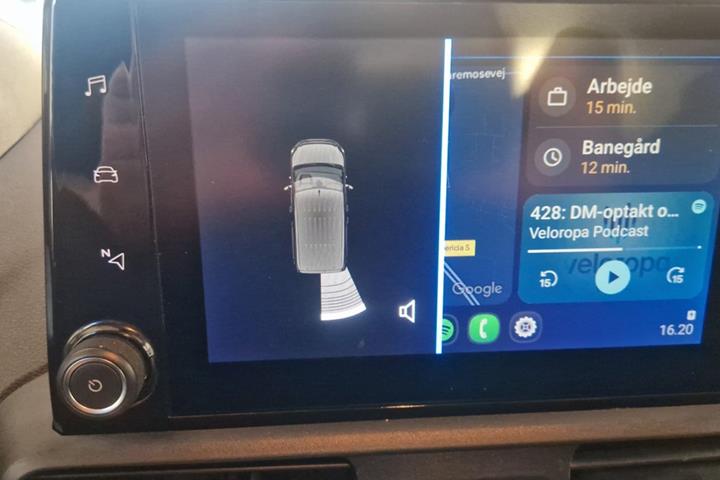 Hvid Peugeot Partner fra 2021
