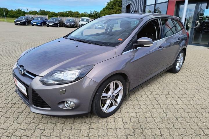 Grå Ford Focus fra 2014