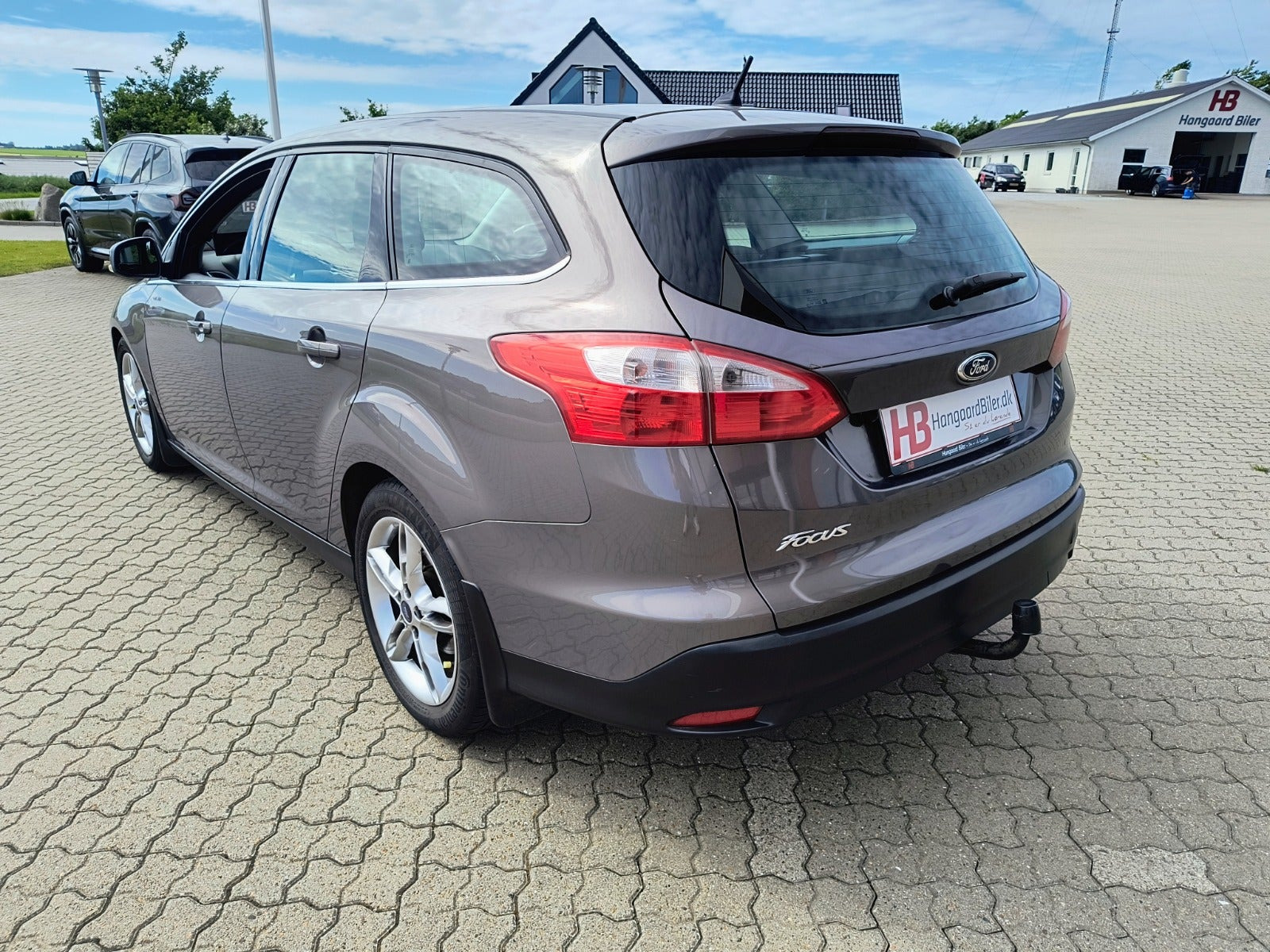 Grå Ford Focus fra 2014