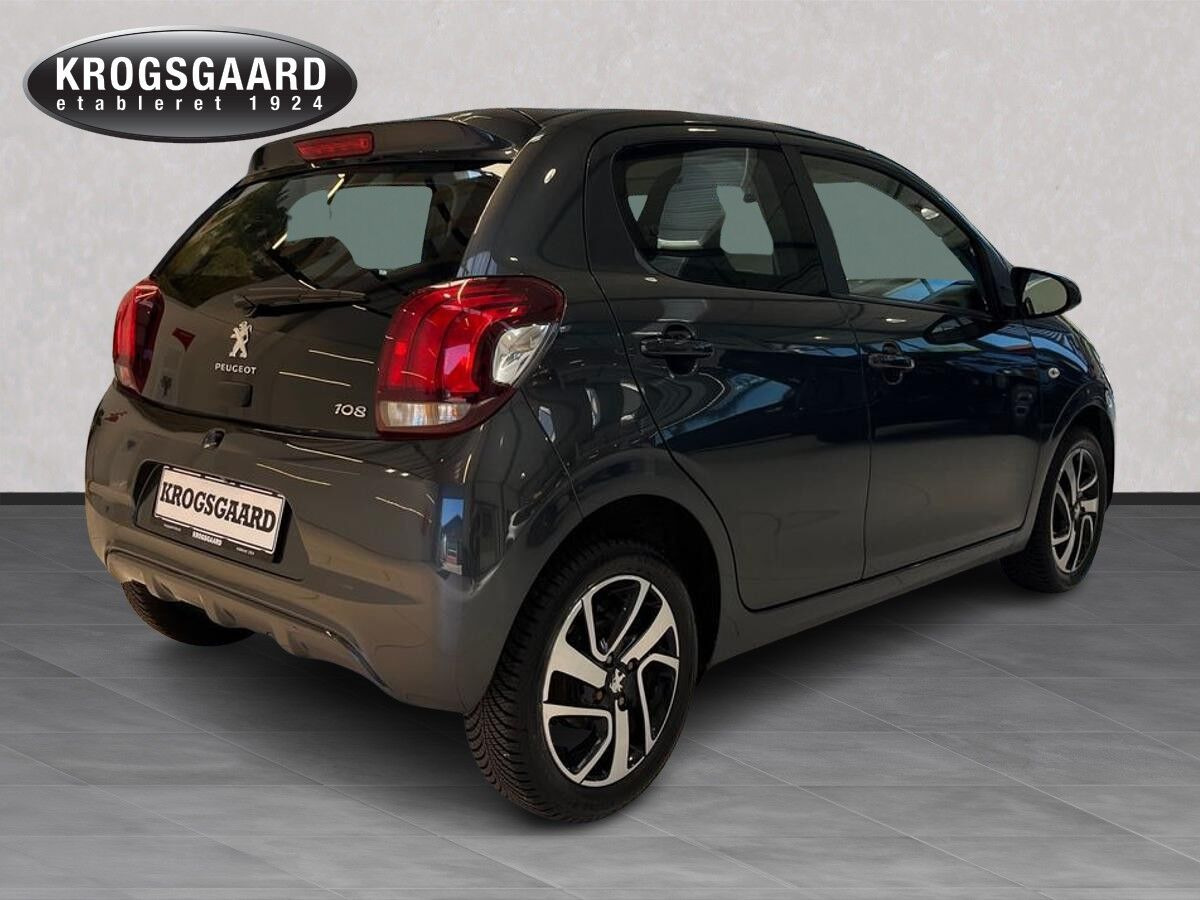 Grå Peugeot 108 fra 2021