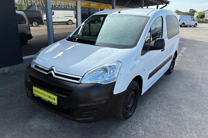 Hvid Citroën Berlingo fra 2017