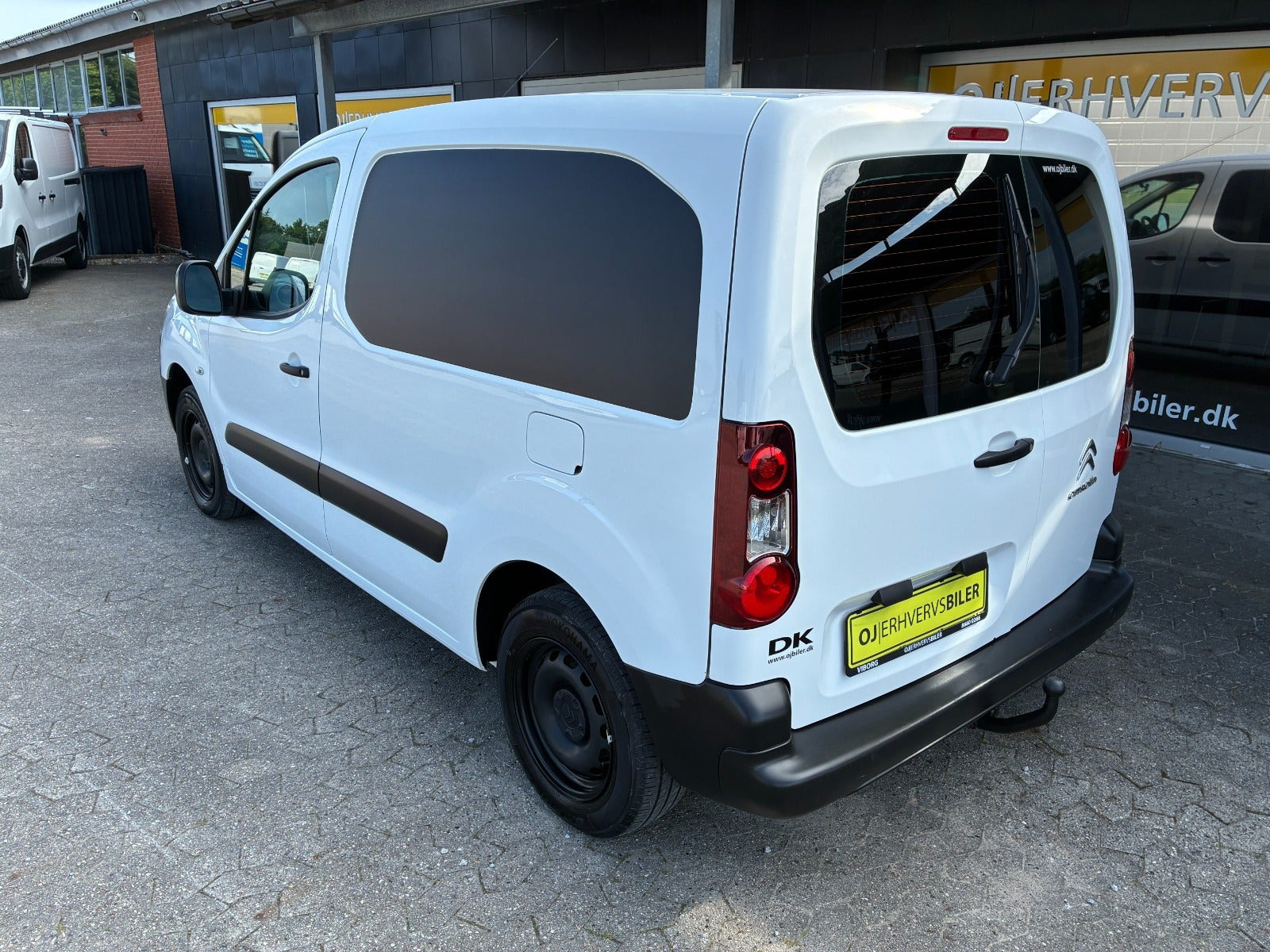 Hvid Citroën Berlingo fra 2017