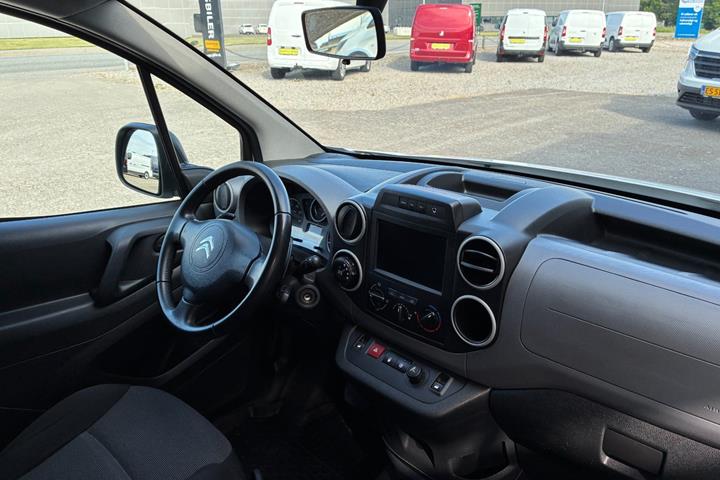 Hvid Citroën Berlingo fra 2017