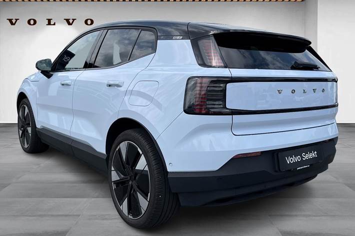 Blå Volvo EX30 fra 2025