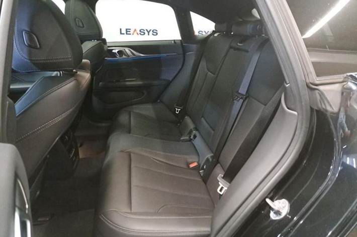 Sort BMW i4 fra 2023