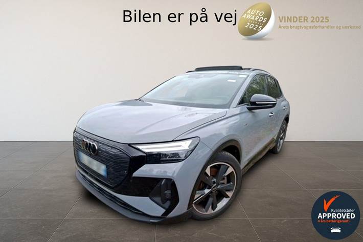 Grå Audi Q4 fra 2023
