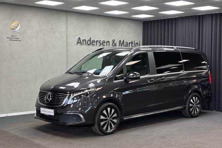 Grå Mercedes EQV 300 fra 2023