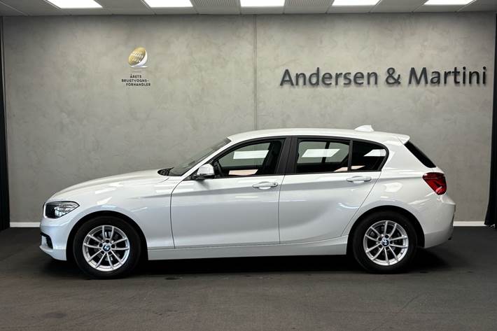 Hvid BMW 118i fra 2018
