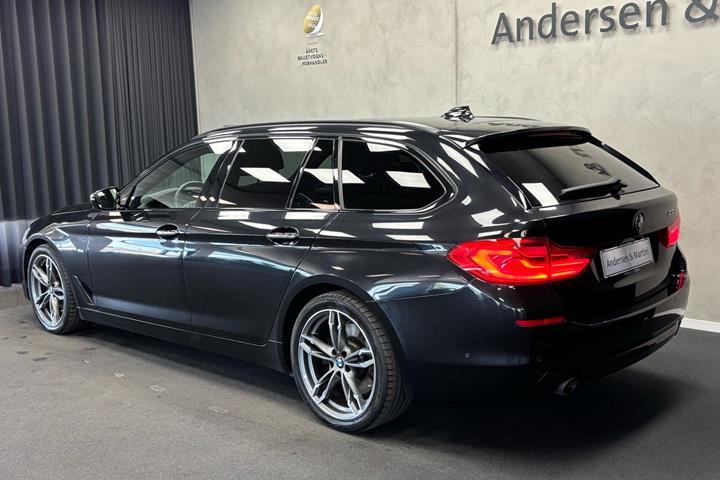 Sort BMW 530d fra 2017