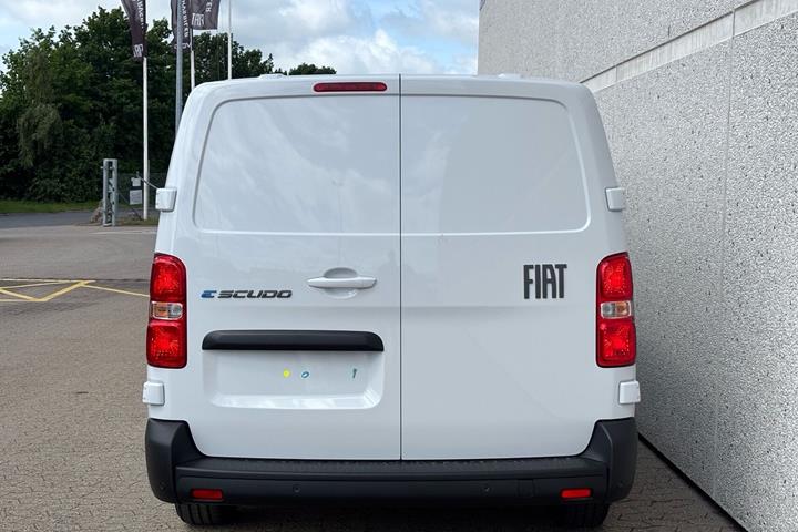 Hvid Fiat E-Scudo fra 2026